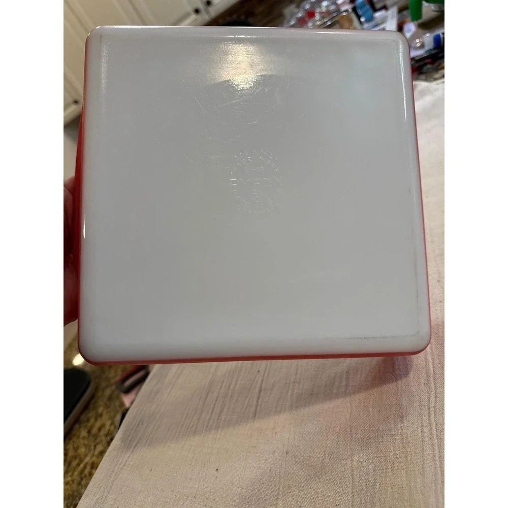 Vintage Pyrex 222 8 Inch Square Cake Dish Coral Pink Flamingo Milk Glass‎ Oven